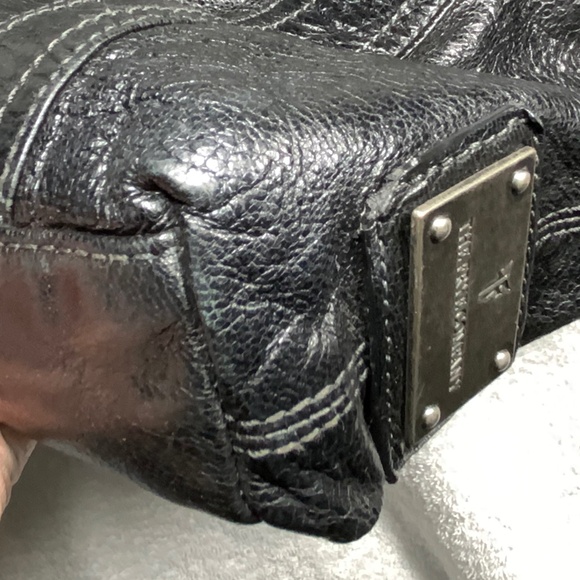 Frye Deborah Black Leather Studded Tote - RARE - Picture 14 of 16